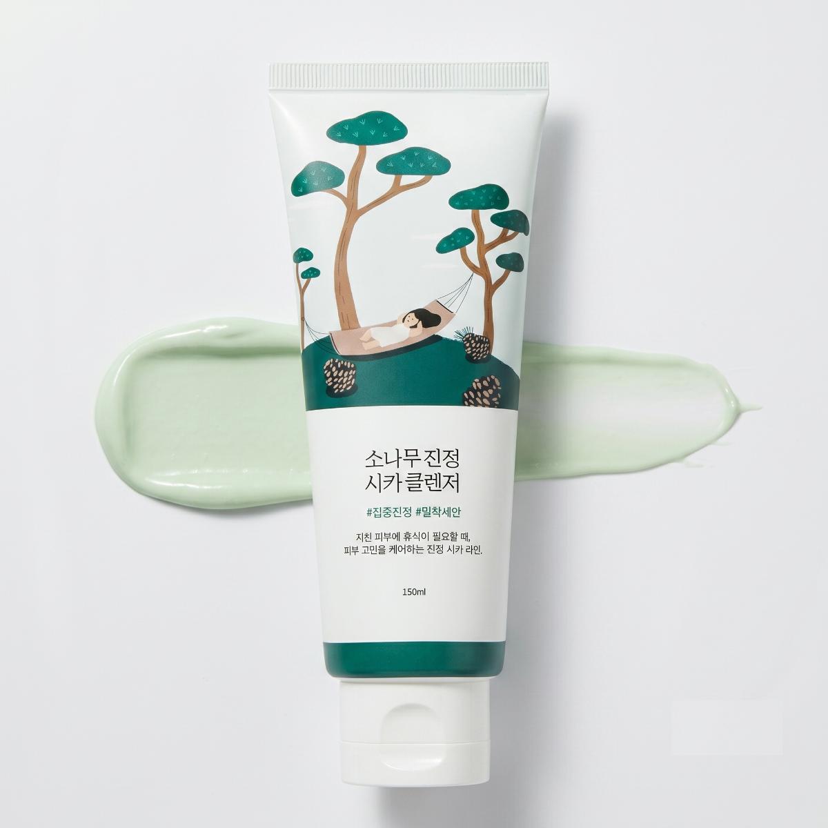 ROUND LAB — Limpiador calmante con pino y centella · 150 ml