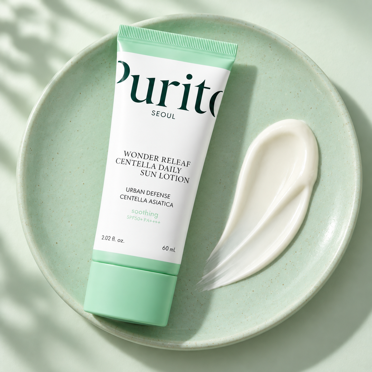 Purito SEOUL — Loción solar diaria Wonder Releaf con centella SPF50+ PA++++ · 60 ml