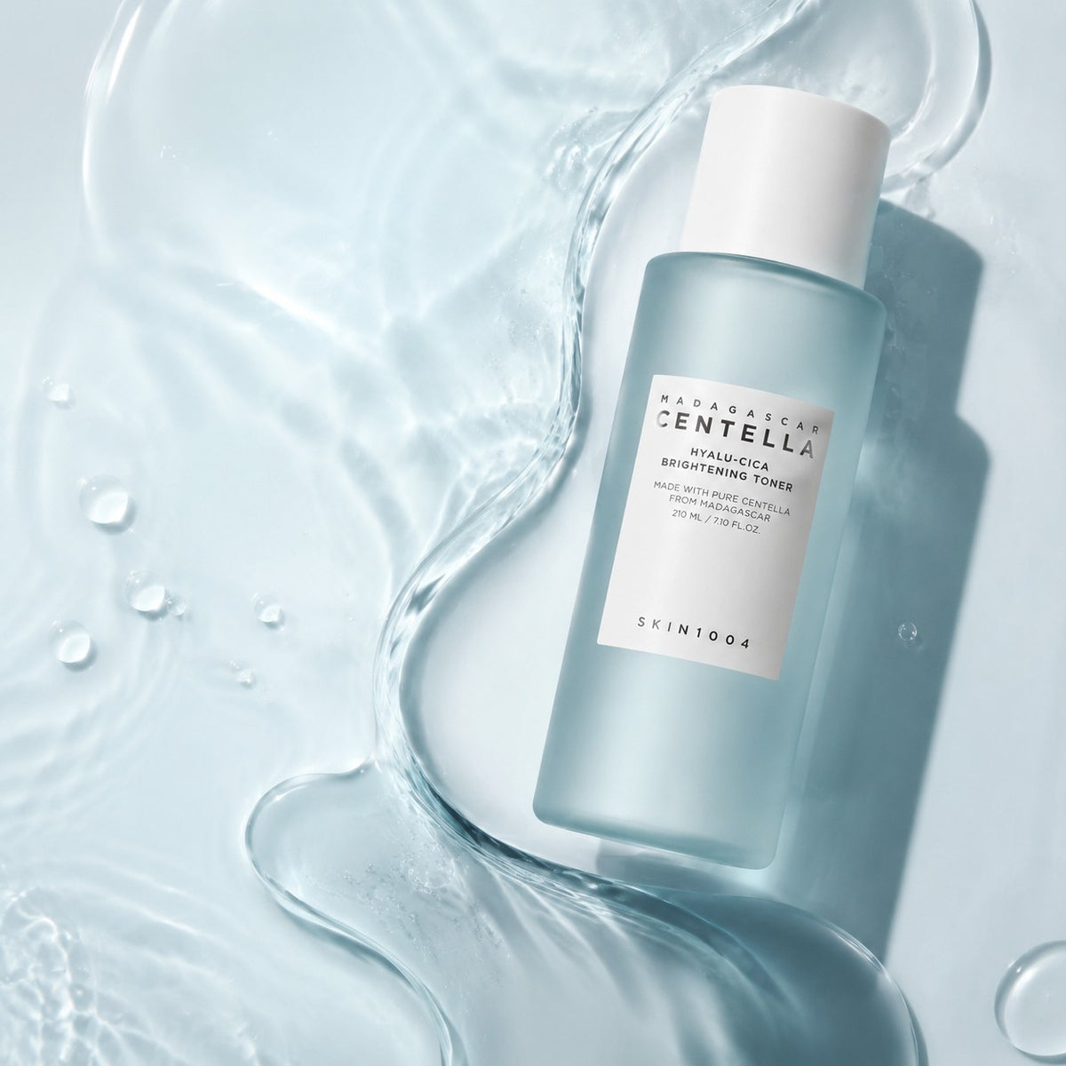SKIN1004 — Tónico iluminador Hyalu-Cica con centella de Madagascar · 210 ml