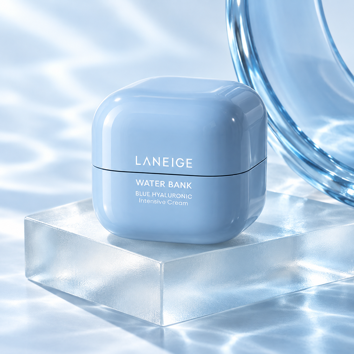 LANEIGE — Nueva crema intensiva Water Bank con ácido hialurónico azul · 50 ml